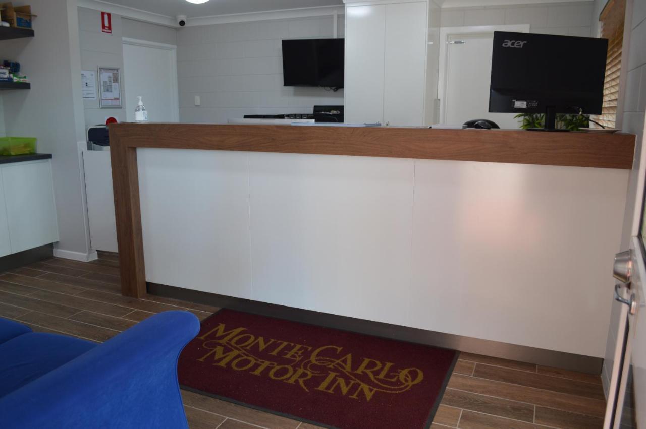 Monte Carlo Motor Inn Townsville Esterno foto