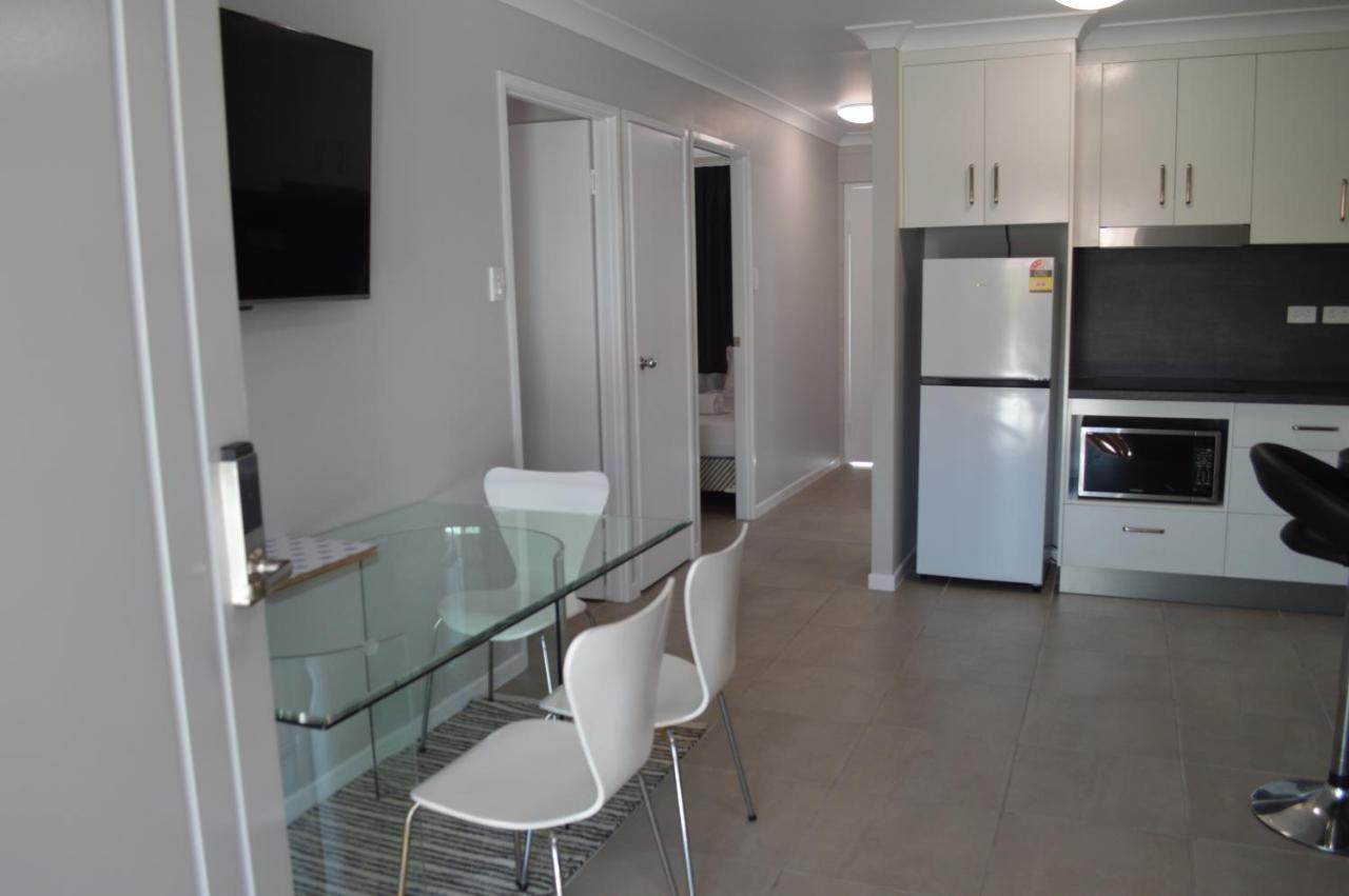 Monte Carlo Motor Inn Townsville Esterno foto