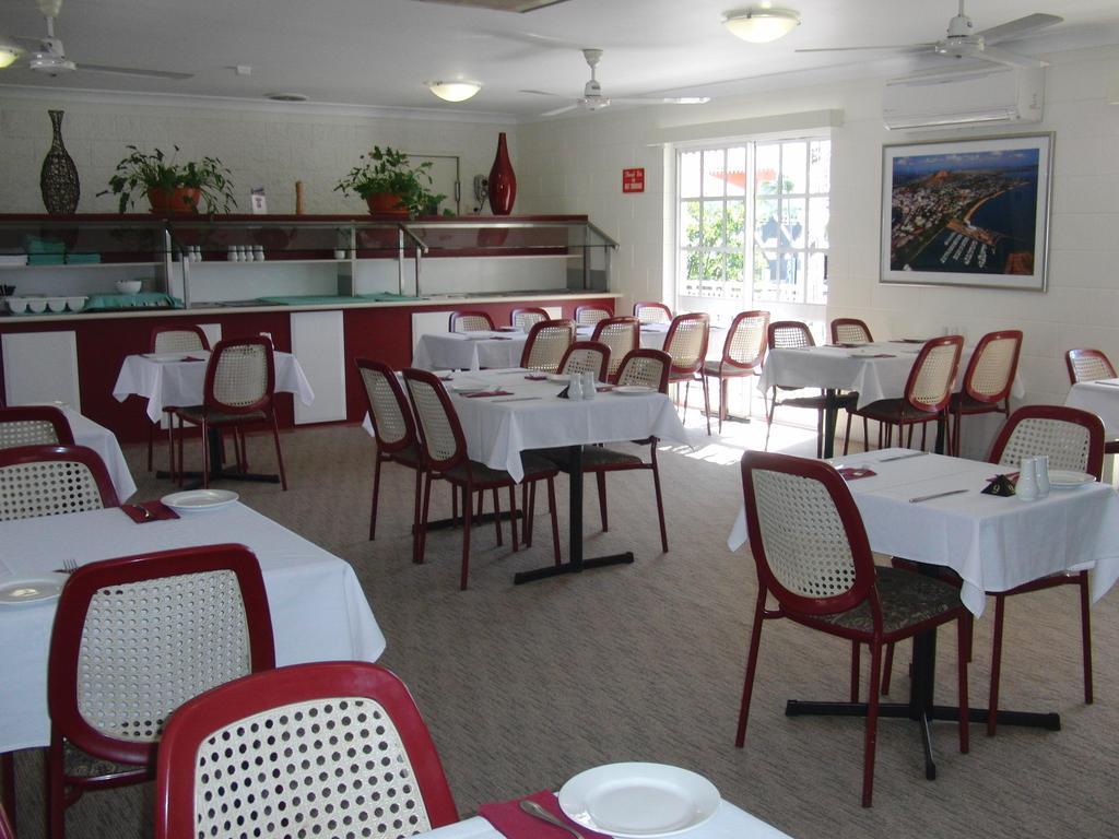 Monte Carlo Motor Inn Townsville Esterno foto